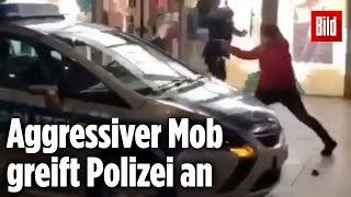 GewaltEskalation in Frankfurt 800 Randalierer greifen Polizisten an [upl. by Yalahs]