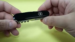 Victorinox Climber review [upl. by Annhoj849]